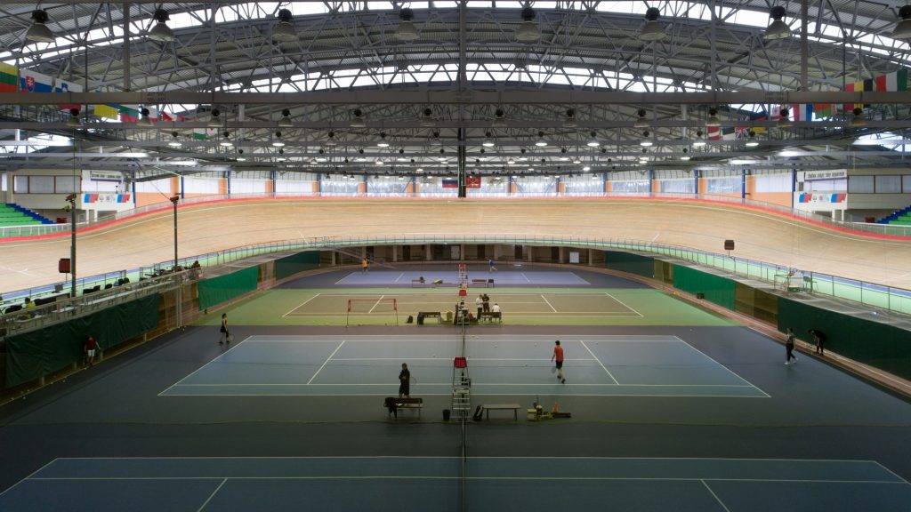 Аренда теннисного корта в Санкт-Петербурге - Велотрек (Локосфинкс)