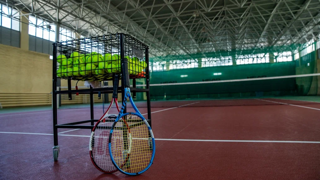 Аренда теннисного корта в Санкт-Петербурге - Алмаз-Антей