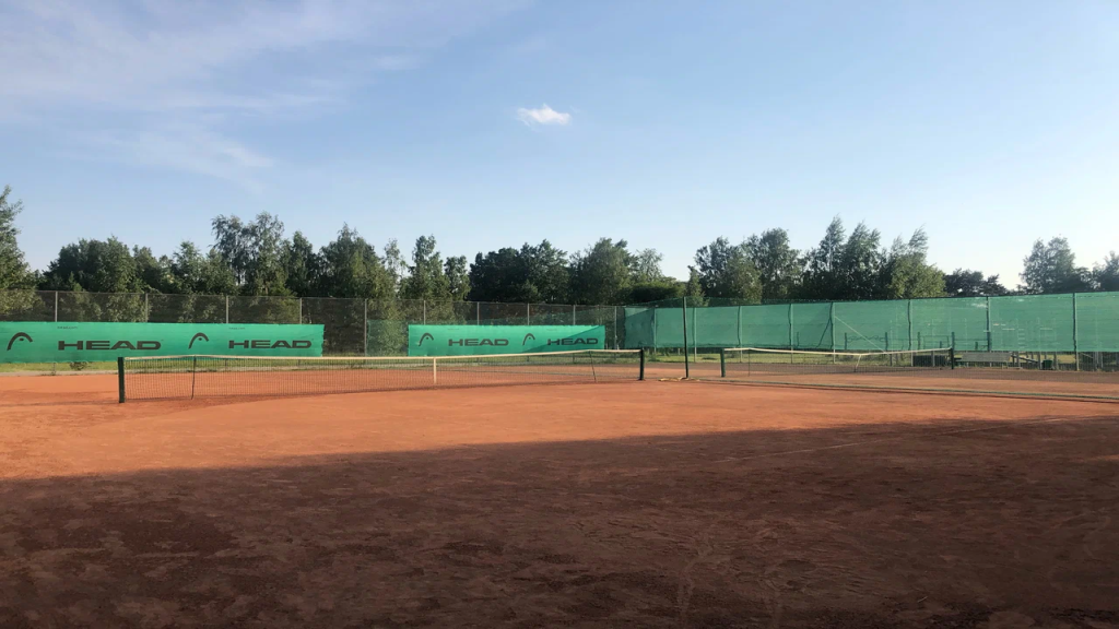 Аренда теннисного корта в Санкт-Петербурге - Fresh Tennis